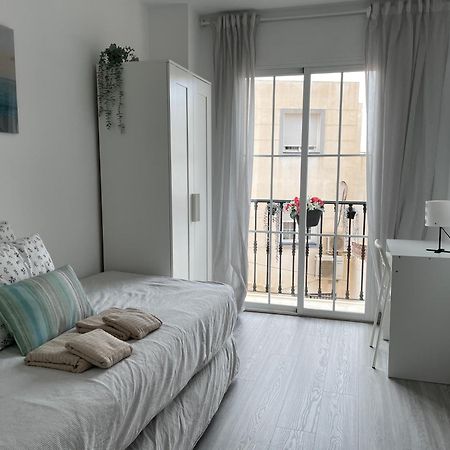Moderno Piso De 3 Dormitorios En La Playa De Rincon De La Victoria Malaga Екстериор снимка