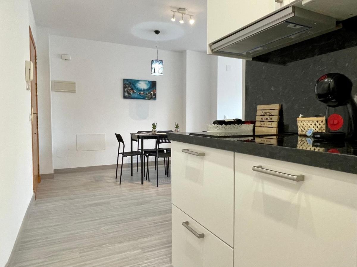 Moderno Piso De 3 Dormitorios En La Playa De Rincon De La Victoria Malaga Екстериор снимка